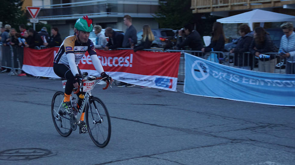 Marc van der Locht, legpluimveehouder uit Volkel, fietst dit jaar voor het vierde achtereenvolgende jaar mee. "Het blijft elk jaar weer bijzonder", is zijn ervaring.