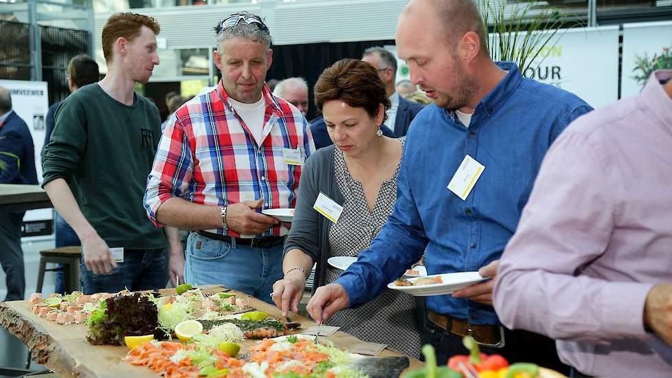 Na de twee presentaties was het tijd voor het buffet.