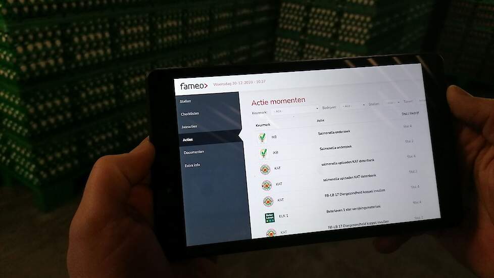 Een legpluimveehouder kan ook op zijn iPad in Fameo.