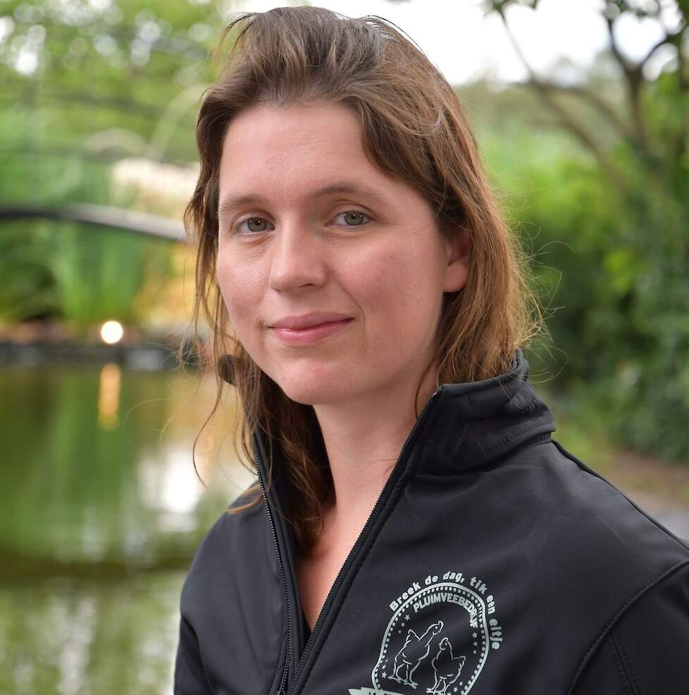 Leghennenhoudster Mariëlle Schalk uit het Vlaamse Hoogstraten.