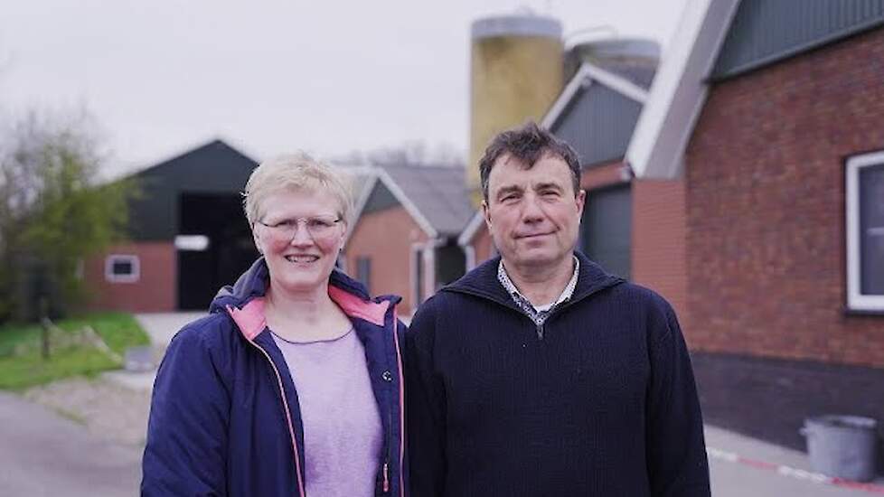 Familie Heuzels wint ForFarmers De Hoop Agroscoopbokaal Vleespluimvee