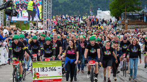 Fotoserie: BIG Challenge finisht bij Alpe d’HuZes met 1.183.966 euro