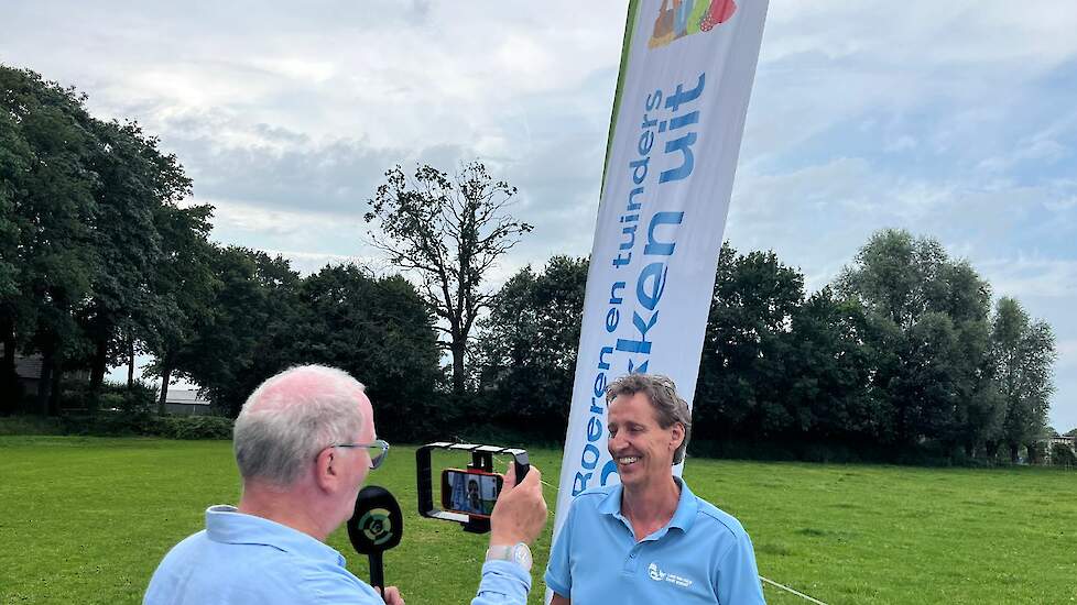 De organisatie regelde lokale PR. Twee reporters van Omroep Land van Cuijk fietsten mee, interviewden boeren, burgers en de organisatie en waren zelf ook super enthousiast over het evenement. „Het zijn niet alleen die 100 mensen die enthousiaste verhalen